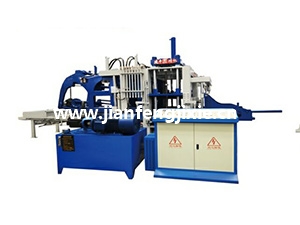 JF-A4型全自動(dòng)智能制磚機(jī)